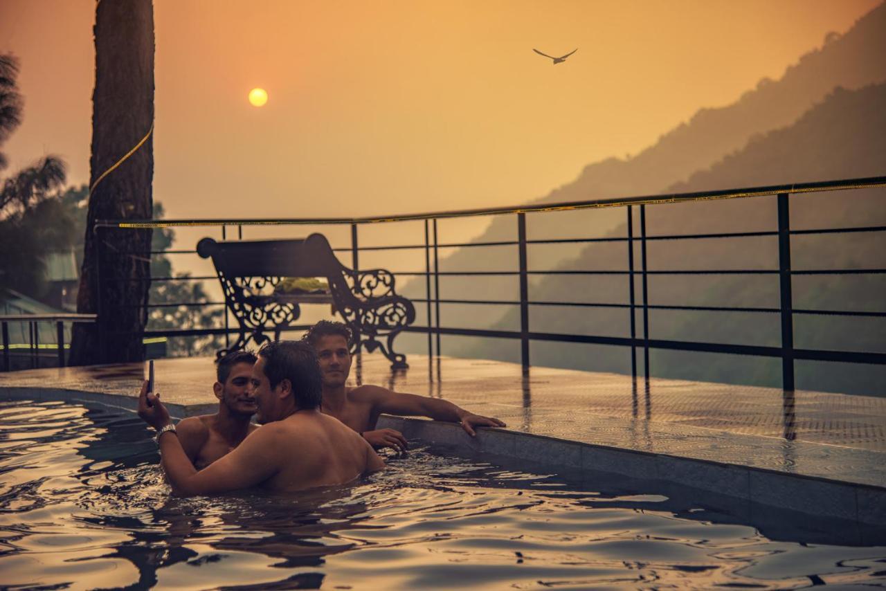 Safarmaina Resort Kasauli Exteriér fotografie