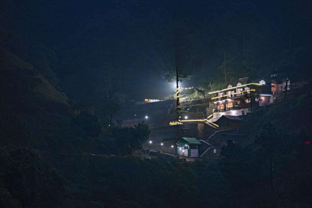 Safarmaina Resort Kasauli Exteriér fotografie
