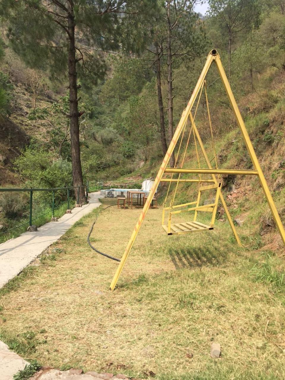 Safarmaina Resort Kasauli Exteriér fotografie
