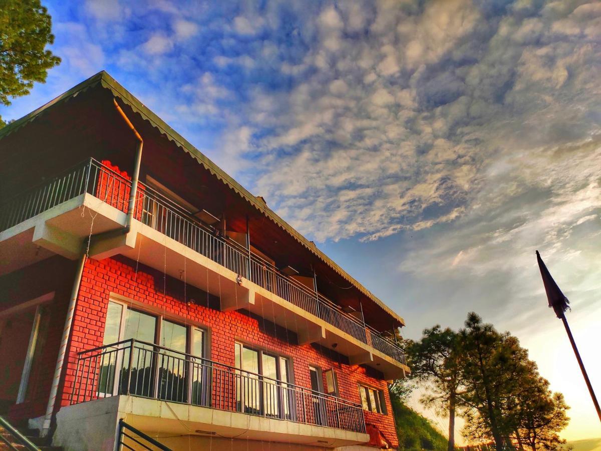Safarmaina Resort Kasauli Exteriér fotografie
